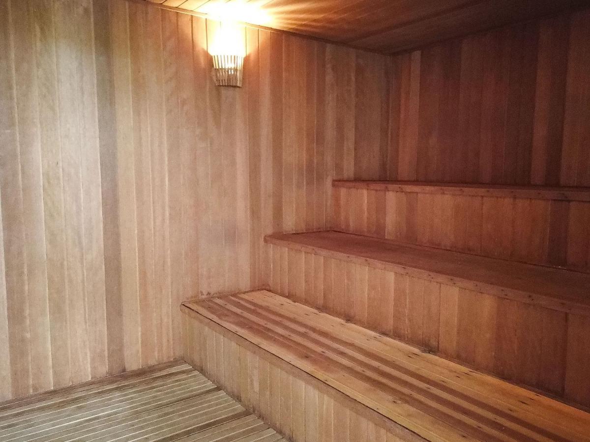 Pitangueiras - Lazer E Servico De - 16 Andar Apartamento Guarujá