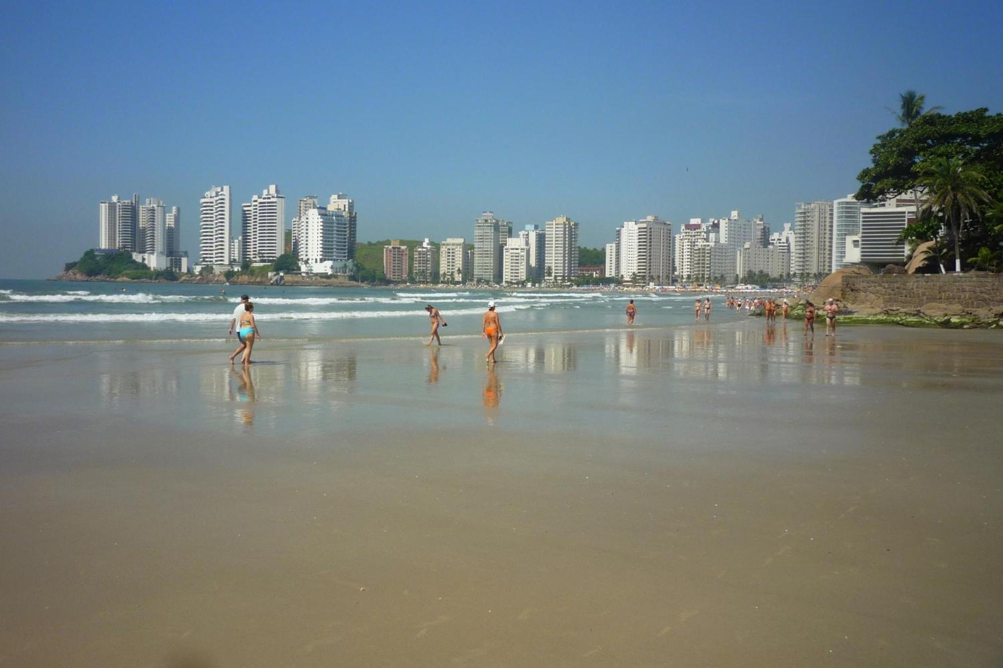Apartamento Pitangueiras - Lazer E Servico De - 16 Andar